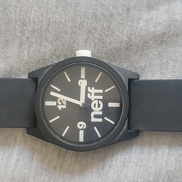 Men's watch - Picture 2 of 3